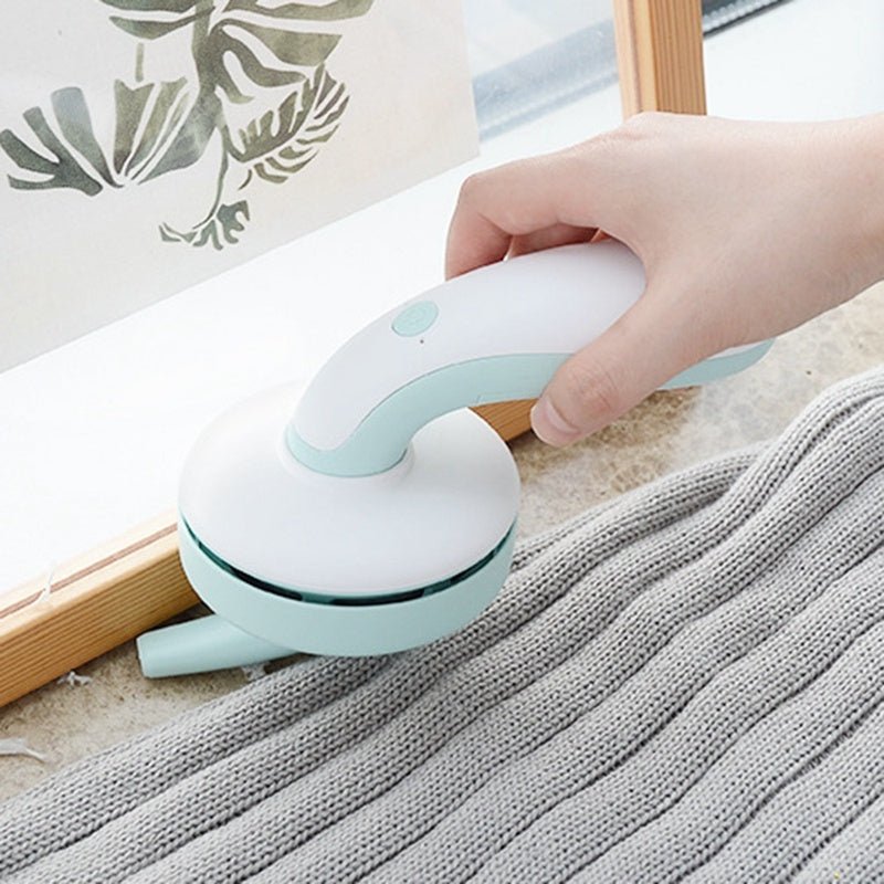 Irovami Mini Desktop Vacuum Cleaner